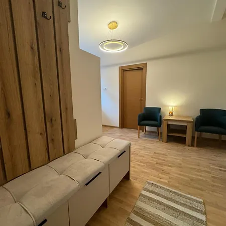 Apartament Kraljica