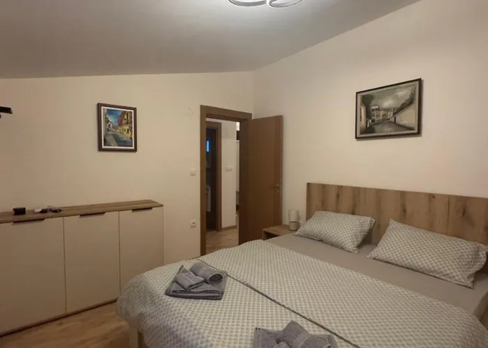 Kraljica Apartman *